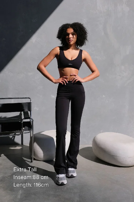 High - Waisted Women's Leather Tight Trousers in Black for a Rock - Chic LookDaze Flare Pocket (Extra Tall) Leggings - Black