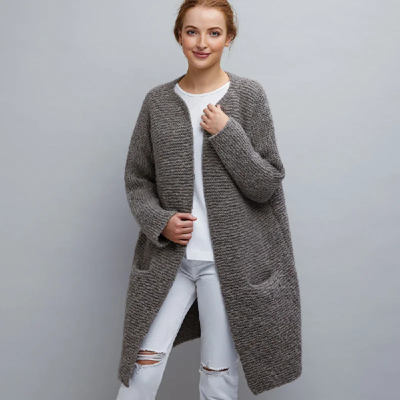 v neck women cardigan to elongate the necklinev neck women cardigan to elongate the necklineGIBSON 829