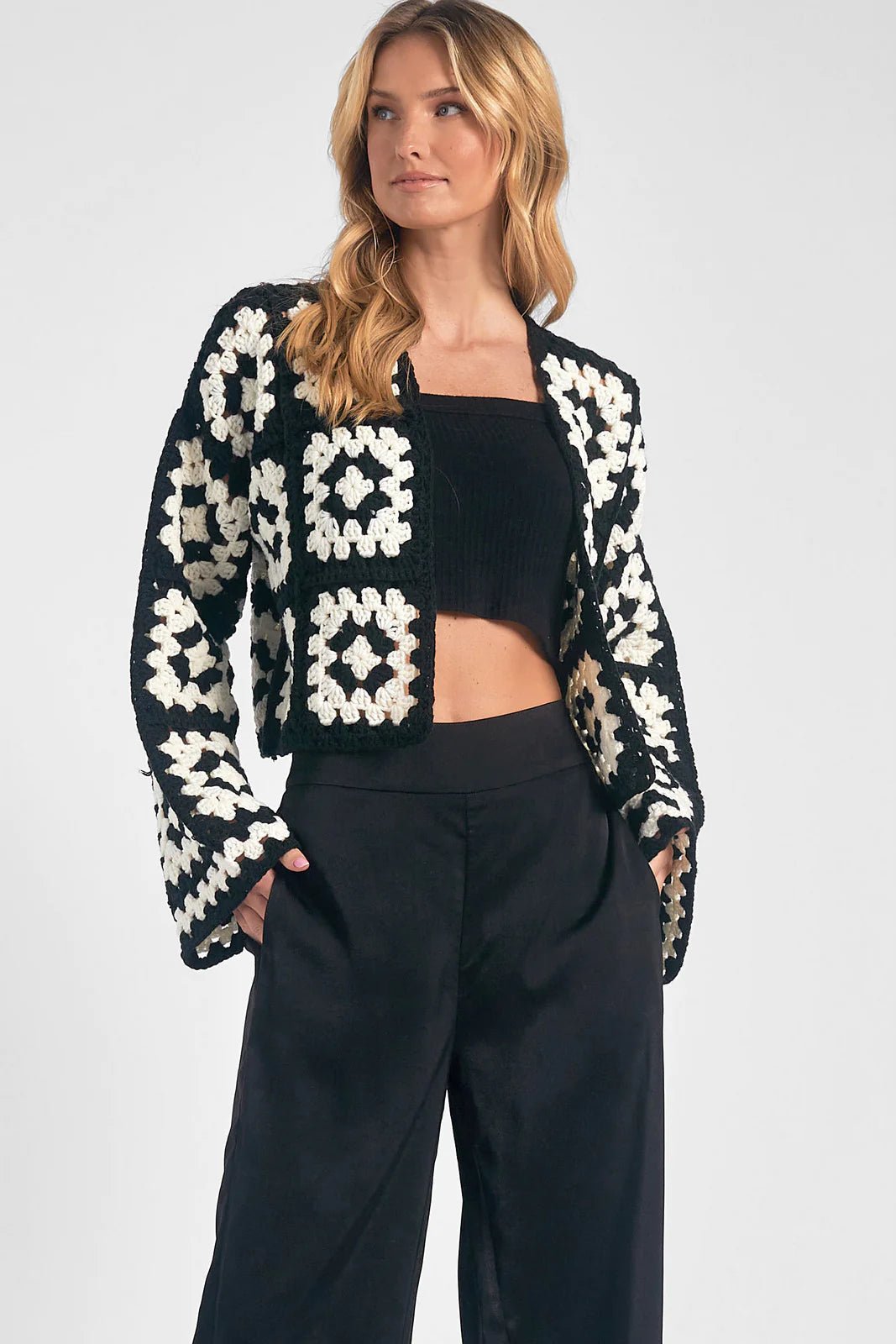 ribbed women cardigan with a classic textureFloral Square Crochet Open Knit Cardigan