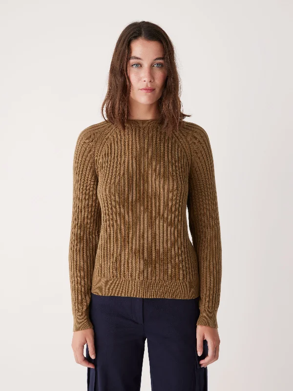 Muscle Women T Shirt for a Sporty and Casual LookThe Ara Seacell™ Sweater in Amber Brown