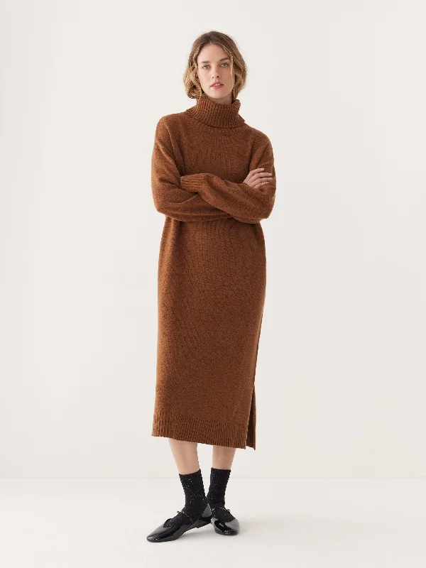 Pocketed Women T Shirt for Added FunctionalityThe Turtleneck Sweater Dress in Caramel