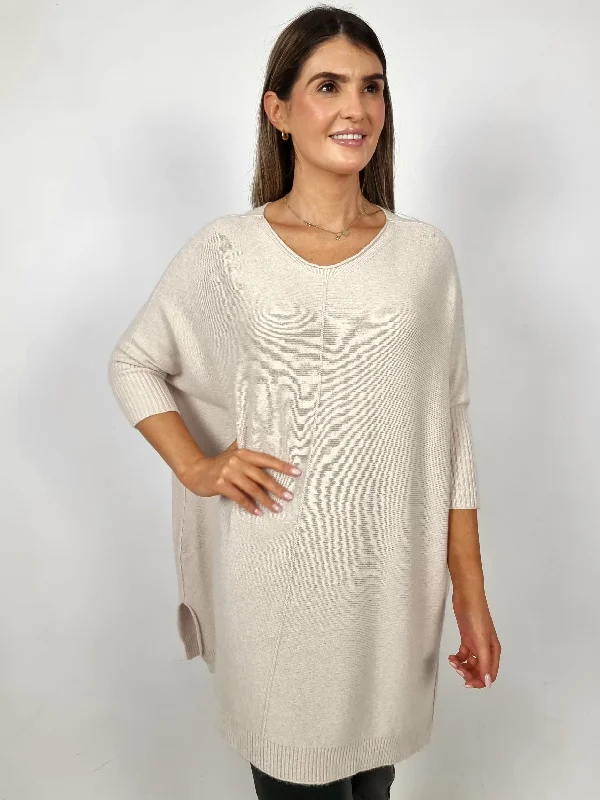 Cropped Women's Angora Blend Sweaters for a Trendy LookAlexandre Laurent Stone Knitted Sweater