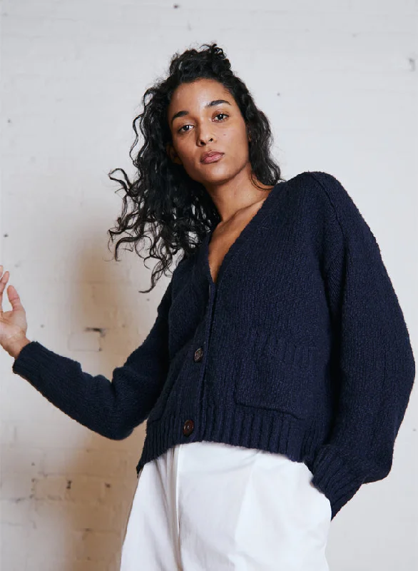 open front women cardigan for easy stylingopen front women cardigan for easy stylingAutumn Cashmere Cropped V-neck Cardigan