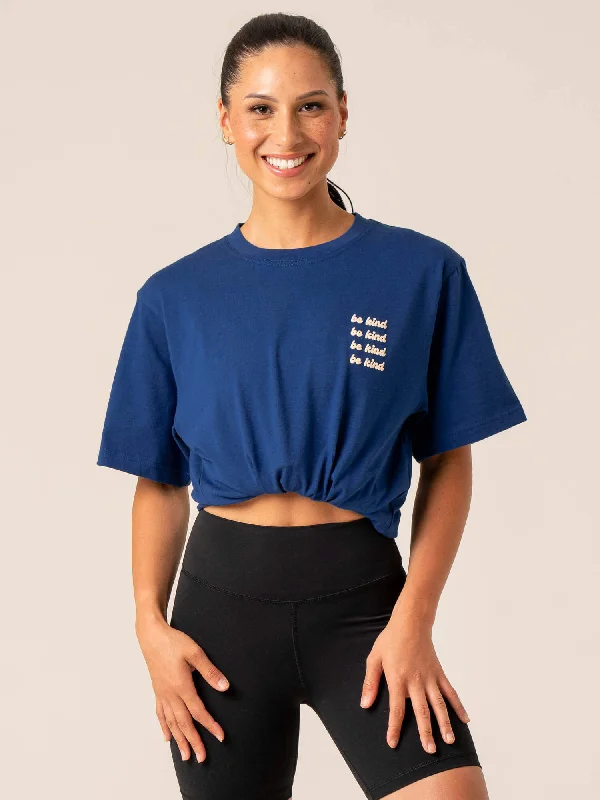 Pocketed Women T Shirt for Added FunctionalityBe Kind T-Shirt - Navy