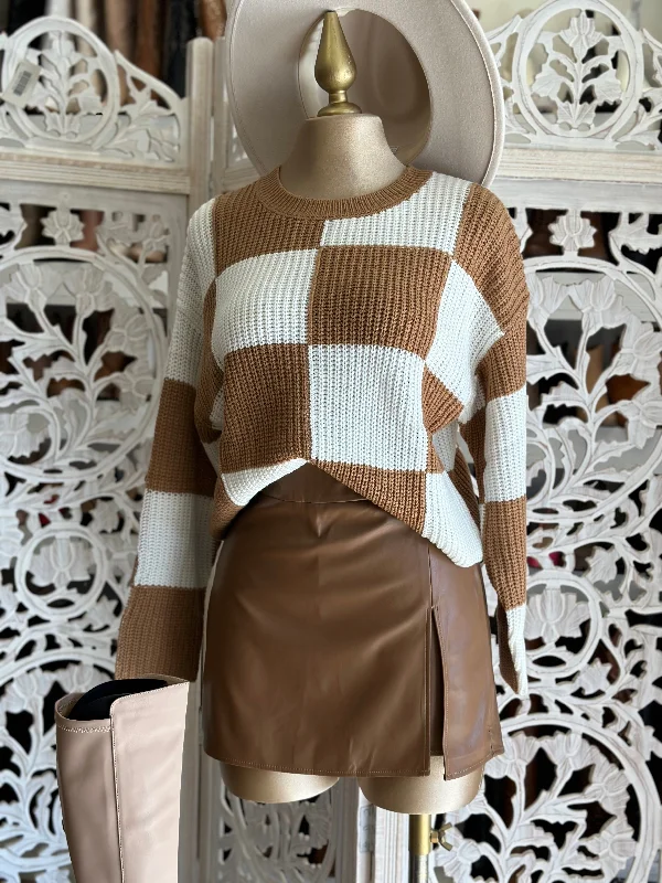 Cropped Women's Angora Blend Sweaters for a Trendy LookBrown Checkered Sweater
