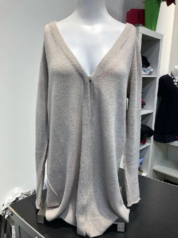 Burberry light knit wool blend cardi L *As Is(pilling