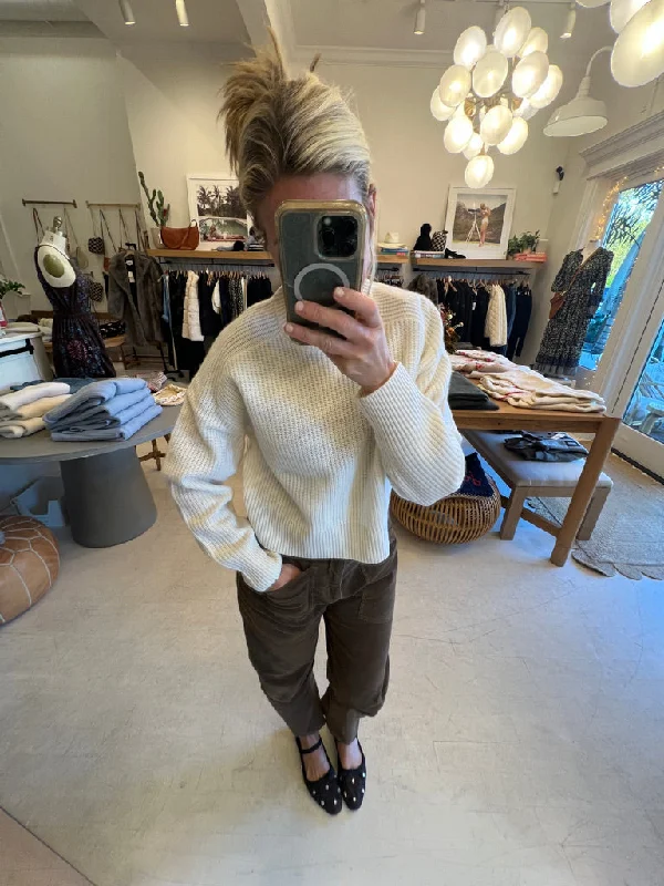 Cashmere Saddle Sleeve Crewneck