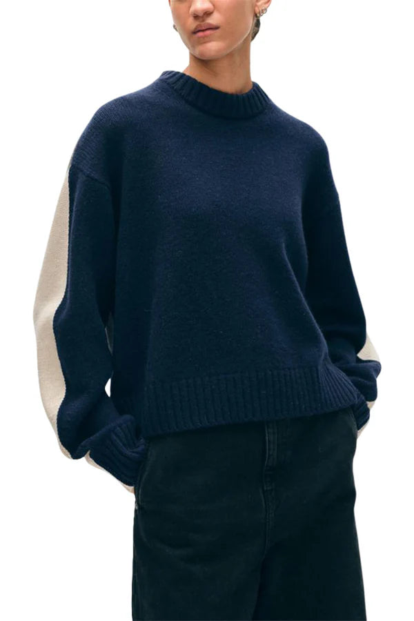 Plus Size Women's Ruffled Hem Sweaters in Floral PrintsColorblock Sweater in Navy Grey Combo