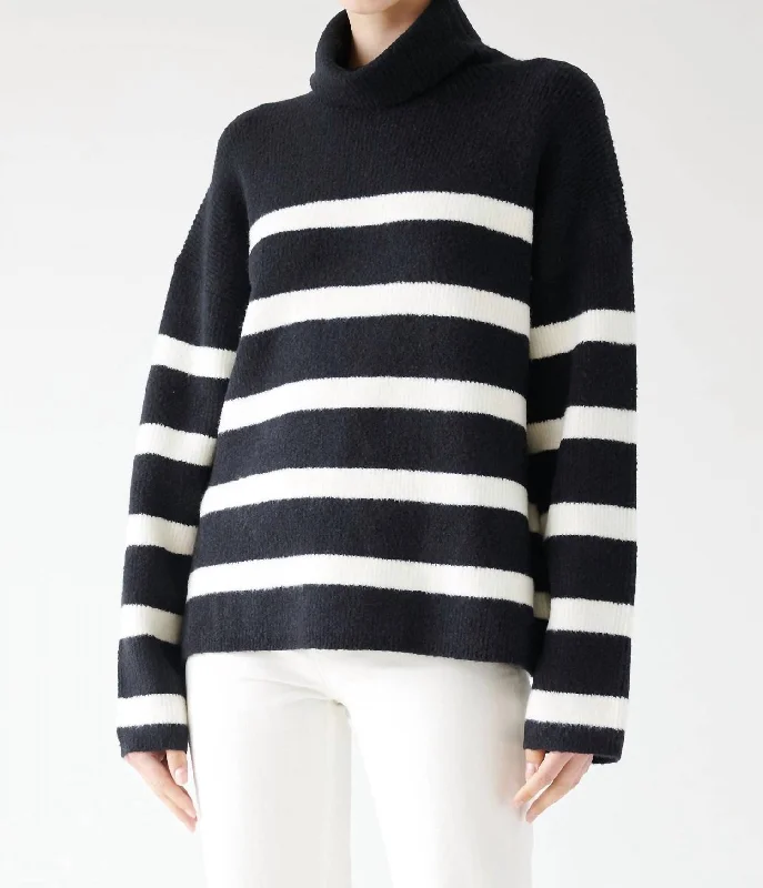 Plus Size Women's Side - Slit Sweaters in Bold SolidsEncino Sweater In Black/milk