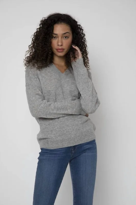 Button - Down Women's Shetland Wool Sweaters in Traditional PatternsLondyn Sweater In Cement