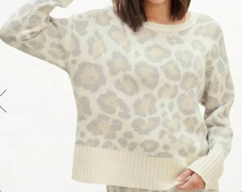 Plus Size Women's Oversized Chunky Knit SweatersPhoenix Sweater In Toast Leopard