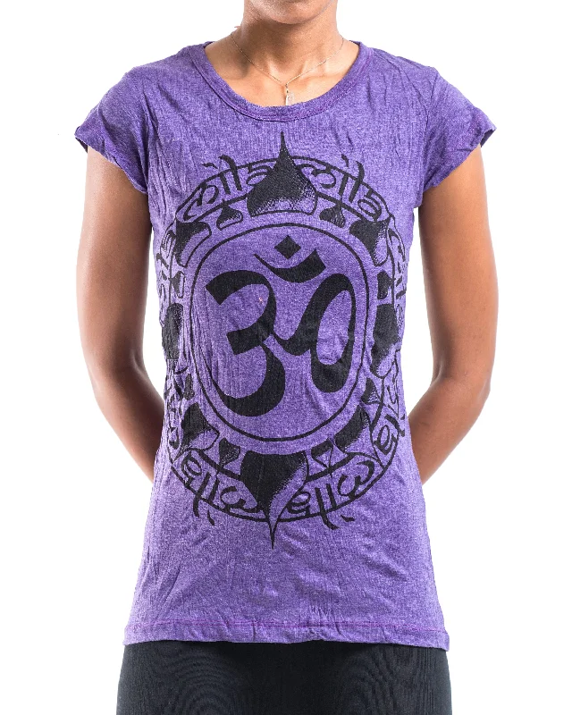 Moisture - Wicking Women T Shirt for Active LifestylesWomens Infinitee Om T-Shirt in Purple