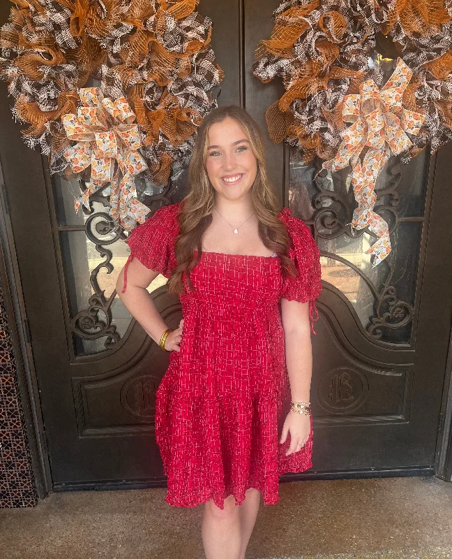 Ruffled Women Dress with Multiple Layers for a Playful and Girly StyleCrinkled Gingham Flounce Dress