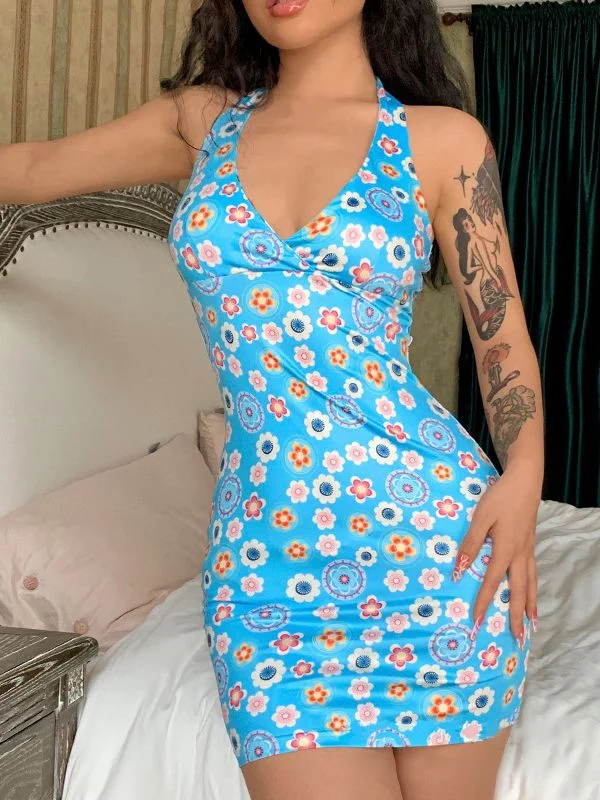 Mermaid - Style Women Dress with a Fitted Silhouette for Special OccasionsBerryBetty - Halter Floral Print Bodycon Mini Dress