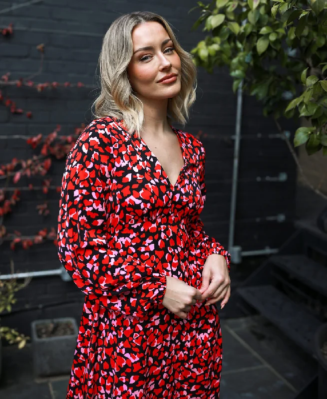 Backless Women Dress for a Sexy and Alluring Look at Evening EventsRed Heart Print Empire Waist Midi Dress