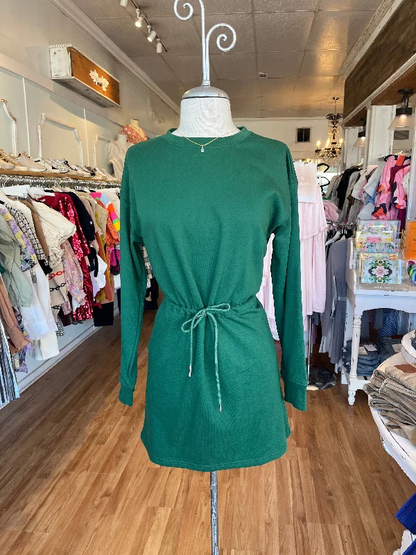 Little Black Women Dress with Sequins for a Glamorous Night OutHunter Green Sweater Dress