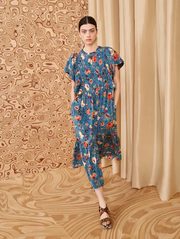 Shift Women Dress with a Simple and Classic Design for Everyday WearIlaria Silk Dress in Bluette Floral