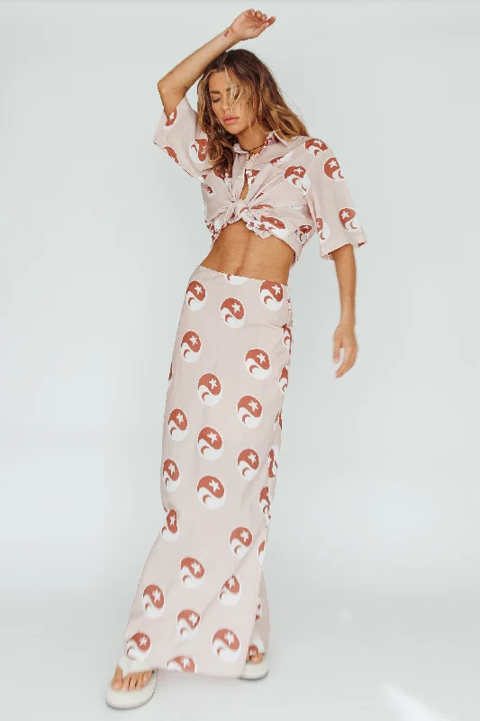 Just A Hunch Maxi Skirt Yin Yang Rose