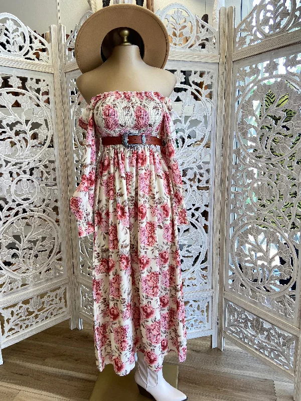 Maxi Women Dress with Floral Print for a Bohemian VibeMaxi Floral Mock Dress