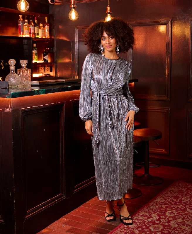 Little Black Women Dress with Sequins for a Glamorous Night OutSilver Plisse Tie Front Midi Dress