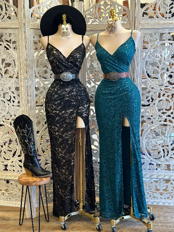 Maxi Women Dress with Floral Print for a Bohemian VibeSparkly Lace High Slit Maxi Dress- Slightly Stretchy, Estira Poco