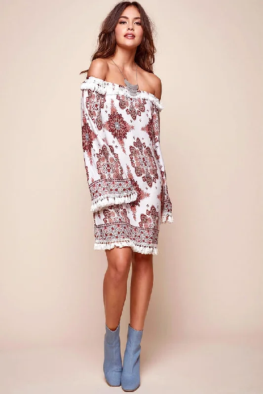 Empire Waist Women Dress to Accentuate the Bust and Conceal the WaistSujata Bohemian Fringe Tunic Dress White