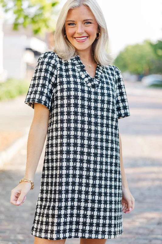 Maxi Women Dress with Floral Print for a Bohemian Vibe Maxi Women Dress with Floral Print for a Bohemian Vibe Get What You Need White & Black Tweed Dress