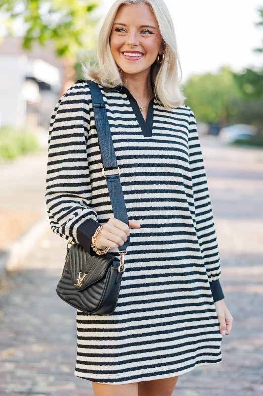 Wrap - Style Women Dress with Adjustable Fit for All Body Types Wrap - Style Women Dress with Adjustable Fit for All Body Types Live Your Life Black Striped Knit Dress
