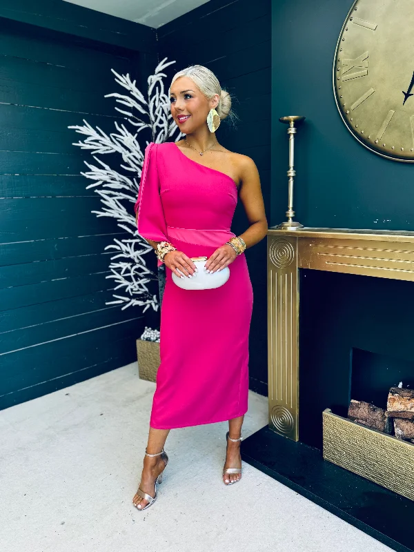 Mini Women Dress with a Short Hem for a Young and Trendy Style Mini Women Dress with a Short Hem for a Young and Trendy Style Miranda Detailed Occasion Dress Fuchsia / Pink
