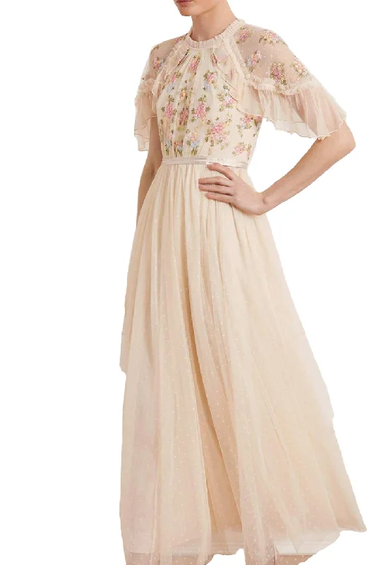 Pleated Women Dress with a Timeless and Elegant Texture Pleated Women Dress with a Timeless and Elegant Texture Ivory Emma Ditsy Tulle Maxi Dress