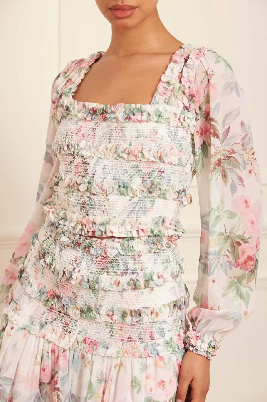 Halter Neck Women Dress to Show Off the Shoulders and Neckline Halter Neck Women Dress to Show Off the Shoulders and Neckline Paradise Garden Maria Chiffon Crop Top