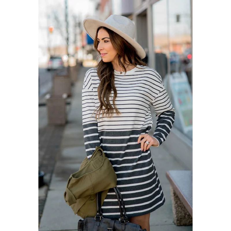 Ruffled Women Dress with Multiple Layers for a Playful and Girly Style Ruffled Women Dress with Multiple Layers for a Playful and Girly Style Two Toned  Stripe Dress
