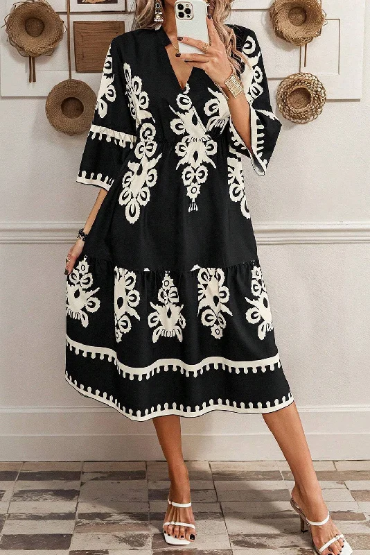 Midi dresses with pom - pom trims for a playful and festive lookWestern Geometric 3/4 Sleeve Midi Dress