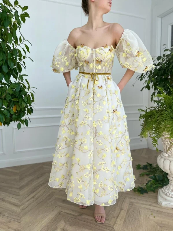 Plaid midi dresses for a fall - themed family gatheringButterfly Dream Dress