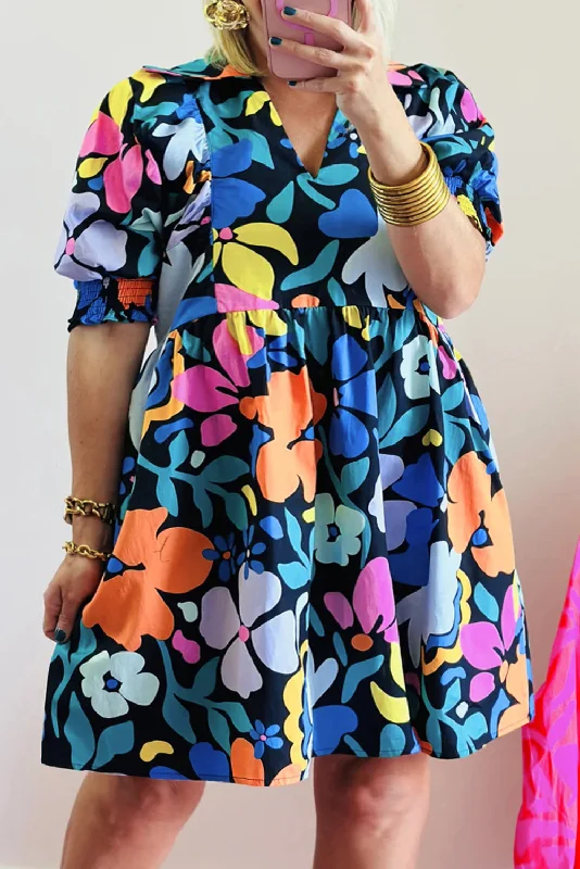 Midi dresses with puff sleeves for a vintage - inspired lookFloral Collared V-Neck Dress Plus Size