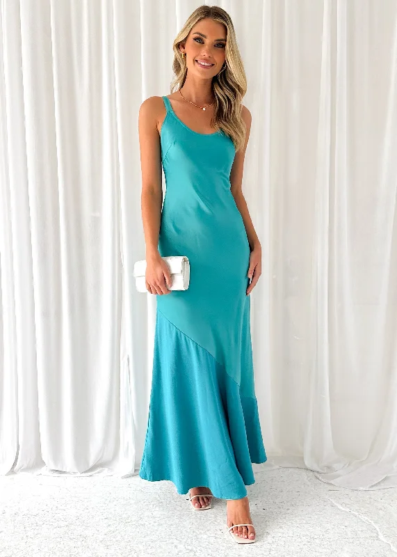 Midi dresses with ruched bodices for a feminine and fitted feelDoiry Midi Dress - Aqua