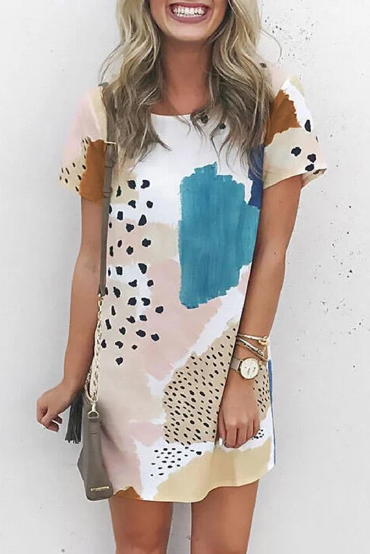 Midi dresses with ruched sleeves for a more fitted and stylish arm lookAbstract Leopard Short Sleeve Dress