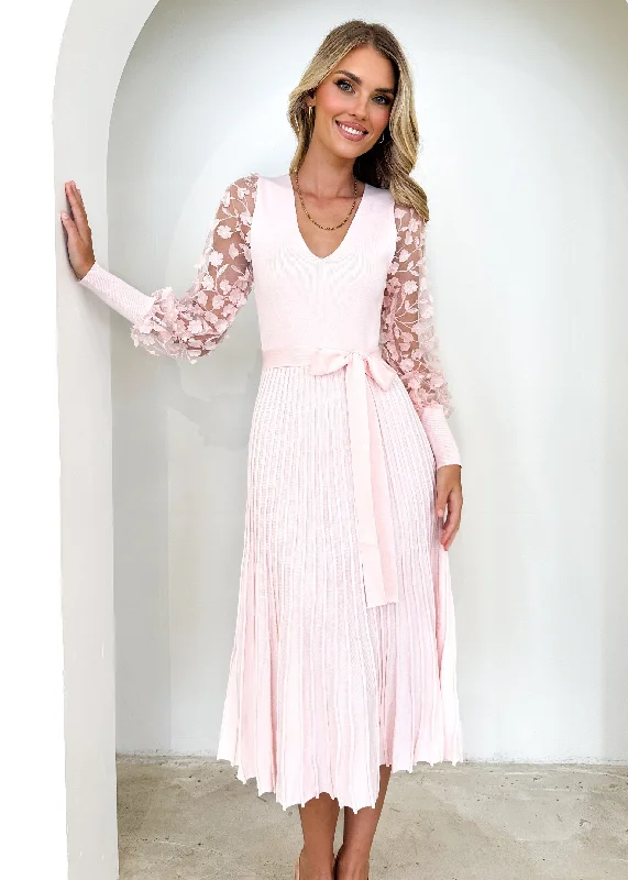 High - low midi dresses with geometric patterns for a modern partyPrisley Knit Midi Dress - Blush