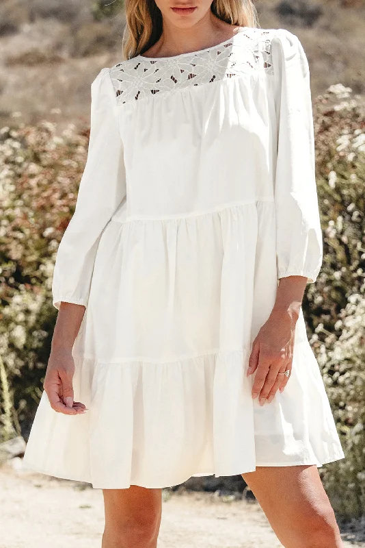Midi dresses with satin - finish fabrics for a luxurious feelFloral Lace Patchwork 3/4 Sleeve Dress
