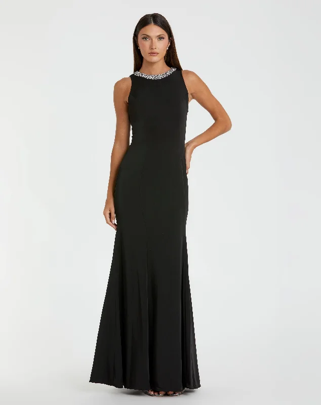 Maxi dresses with one - shoulder designs for a stylish and asymmetric lookBlack Embellished Neck Trumpet Gown