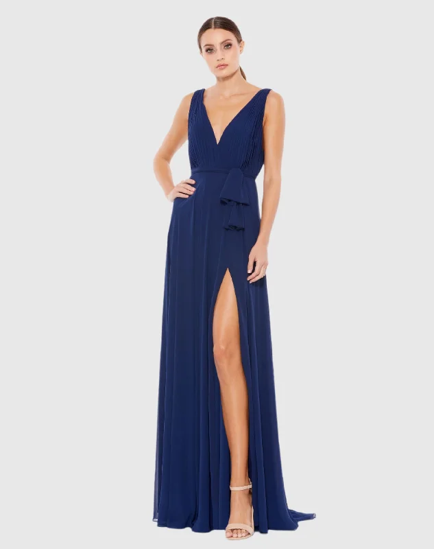 Maxi dresses with cut - out details on the sides for a modern edgeSleeveless V-Neck Chiffon Gown