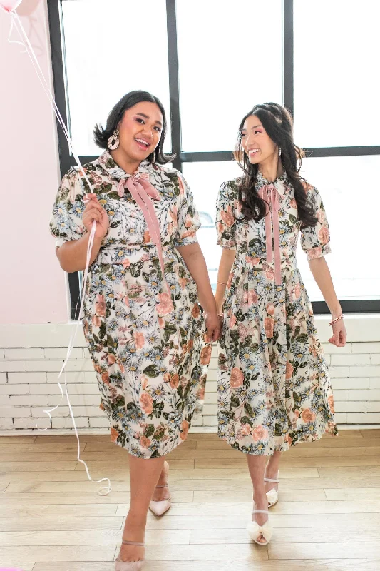 Plaid maxi dresses for fall fashion eventsDelaney Dress