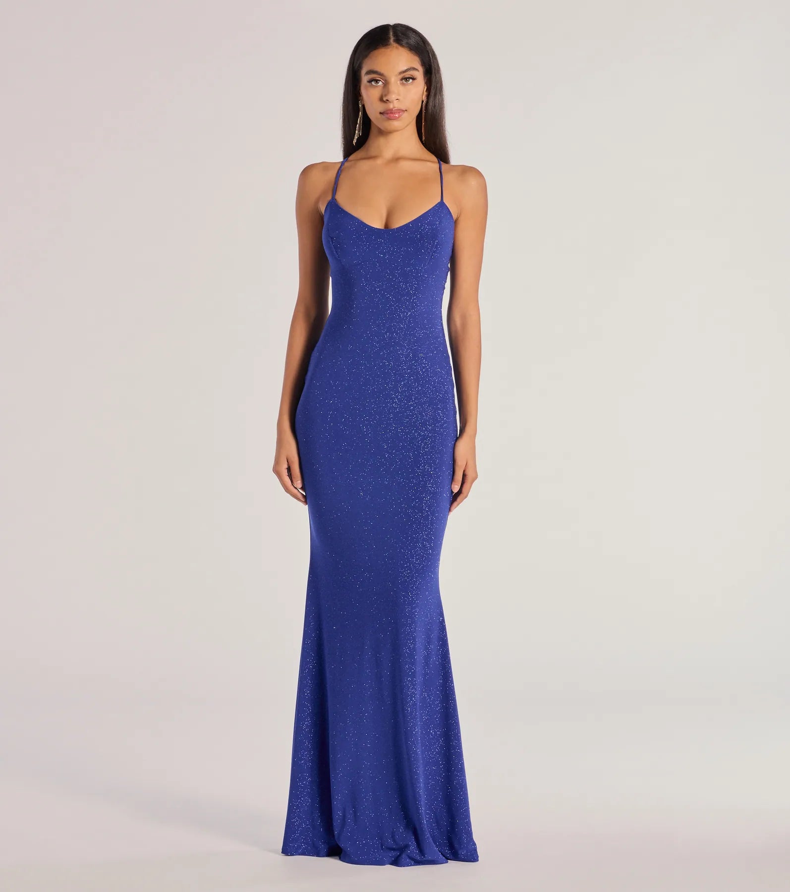 Maxi dresses with a ruffled neckline for a charming lookKyleigh Glitter Lace-Up Back Mermaid Dress