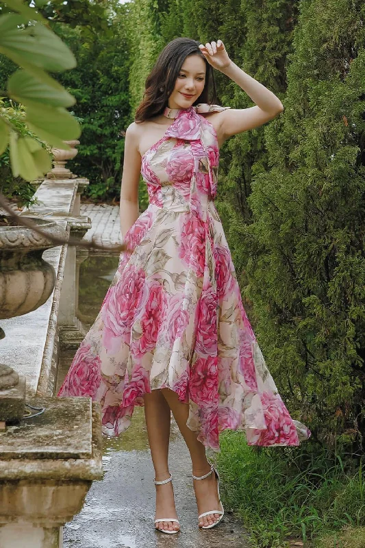 Maxi dresses with pocket details for added functionalitySlipper Asymmetric Halter Neck Voile Maxi Dress