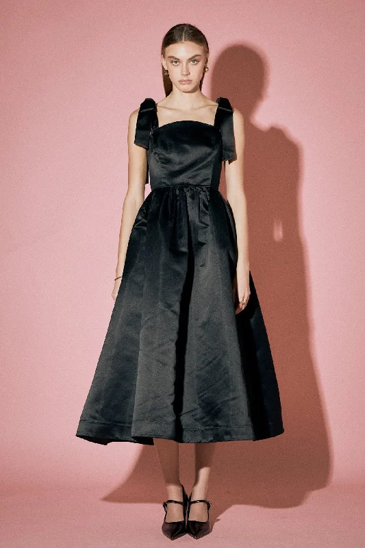 Mini dresses with abstract prints for an artistic lookBow Pointed Midi Dress