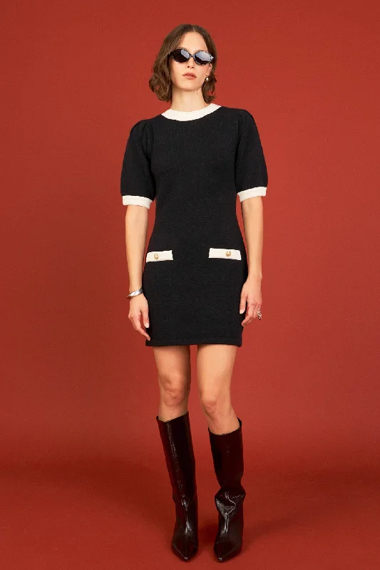 Mini dresses with V - necklines for a flattering shapeContrast Rib Detailed Mini Dress