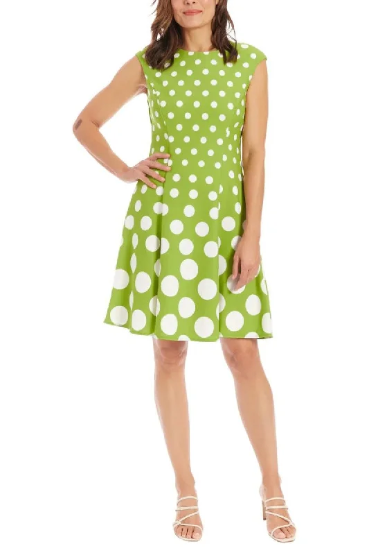 Maxi dresses with one - shoulder designs for a stylish and asymmetric look Maxi dresses with one - shoulder designs for a stylish and asymmetric look London Times T3791M Short Pleated Polka Dot Print Cocktail Dress