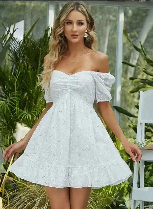Maxi dresses with polka dot prints for a playful style Maxi dresses with polka dot prints for a playful style Short Sleeve Cocktail Dress White