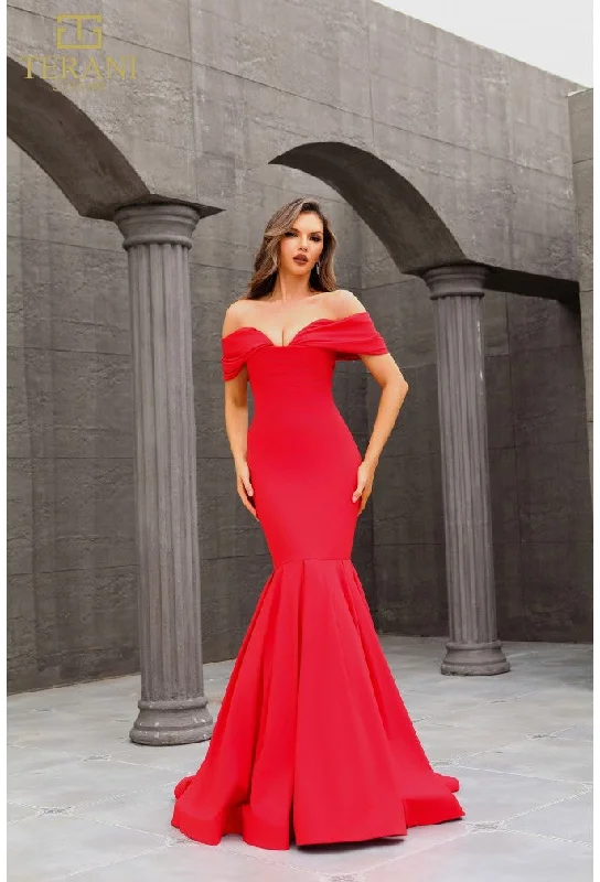 Maxi dresses with side slits for a touch of allure Maxi dresses with side slits for a touch of allure Terani Couture 251E4271 Long Formal Mermaid Prom Dress