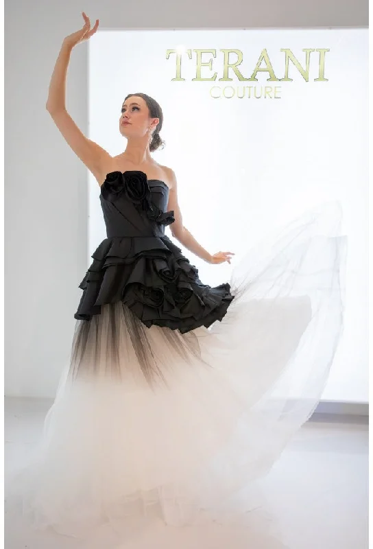 Maxi dresses with thin spaghetti straps for a delicate and feminine feel Maxi dresses with thin spaghetti straps for a delicate and feminine feel Terani Couture 251P4270 Long Formal Ball Gown Prom Dress